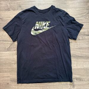 Nike Faded Black NSW CAMO LOGO TEE Short Sleeve Shirt size Large Men